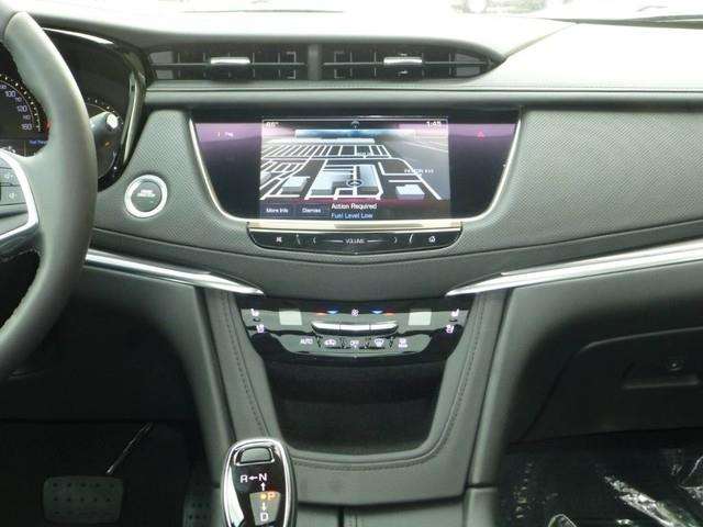 2017 Cadillac XT5 Premium Luxury 4dr SUV